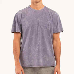 Vente en gros de t-shirts vintage lourds pour hommes 100% coton délavé à la pierre à l'acide avec motif uni imprimé de logo personnalisé - Product Image 1