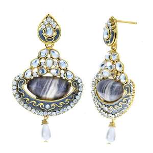 Kriaa Kundan Meenakari Pendientes colgantes chapados en oro 1306231 Joyería colgante fina para mujer - Product Image 1