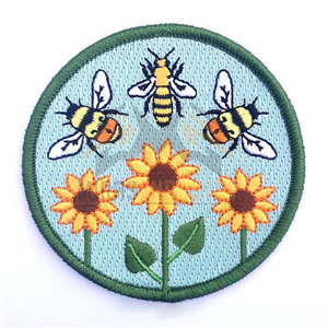 Nouvelles Écussons Légers en Coton Faits Main avec Logo Personnalisé, de Haute Qualité, à Thermocoller, Couleur et Taille Personnalisables - Product Image 6
