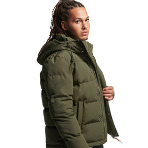 Chaqueta Bomber de Invierno para Hombre con Capucha, Cuello Alto, Logotipo Frontal, Resistente al Viento, Relleno de Algodón, Alta Calidad, Personalizable - Product Image 5