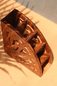 Handcrafted Unique Design Wooden Knife Holder Kitchen Countertop Restaurant Hotel - Product Image 6
