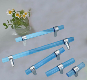 Manija de gabinete de resina azul hecha a mano, accesorio de hardware de níquel para cocina moderna y uso en dormitorio, para cajón de armario y tocador - Product Image 2