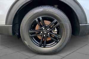 Ford Explorer XLT RWD 2022 d'occasion - faible kilométrage - Product Image 5