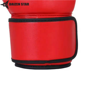 Gants de boxe d'entraînement en PU durables pour le sparring, le kickboxing, le MMA, respirants, évacuant l'humidité, protection UV, boucle et crochet réglables - Product Image 5