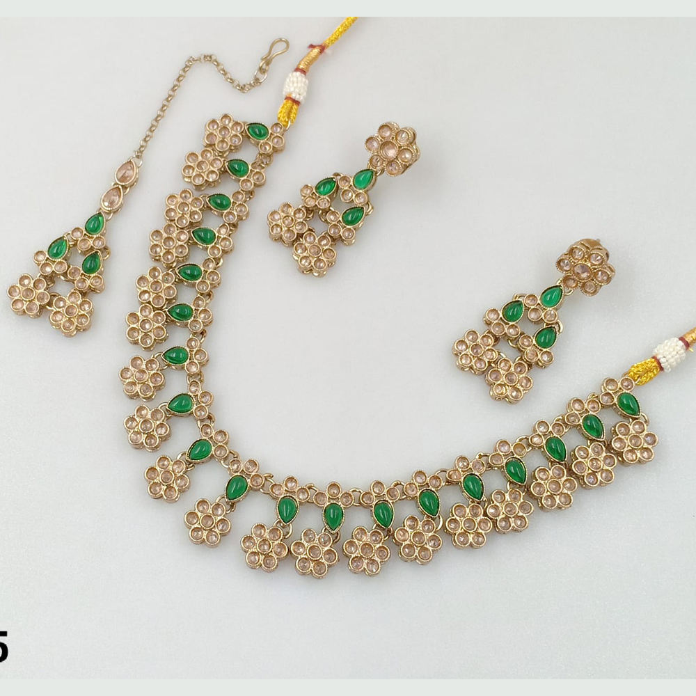 สีเขียว