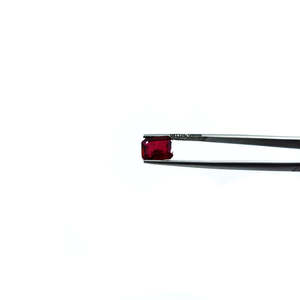 Rubis naturels de Bangkok calibrés, formes octogonales 7x9mm et 8x10mm, et topaze facettée en émeraude rouge rose et taille ovale - Product Image 5