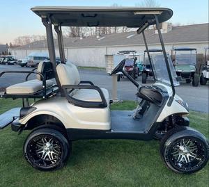 Voitures de golf électriques 2024 à prix abordable, disponibles en versions 4 et 6 places, conduite silencieuse et fluide, idéales pour les centres de villégiature et les communautés - Product Image 3