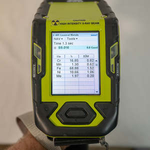 เครื่องวิเคราะห์ XRF แบบพกพา Niton XL2 980 Plus มือสอง สำหรับการคัดแยกโลหะผสม พร้อมเซ็นเซอร์โมดูลและชุดอุปกรณ์ - Product Image 3