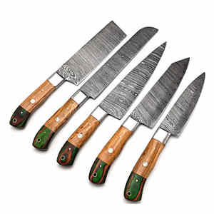 Ensemble de couteaux de chef de cuisine 2024 Offre Spéciale 5 pièces en acier damas avec manche en bois - Product Image 1