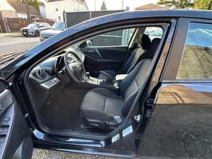 Mazda MAZ-DA3 I Sport d'occasion 2013, conduite à gauche - Product Image 3