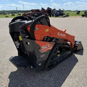 KUBOTA SCL1000 Mini Skid Steers Stand on Compact Loader Maquinaria de construcción Ride-On Mini Skid Steer para la venta - Product Image 6