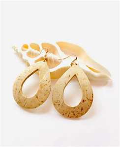 Pendientes de cáscara de coco personalizables, diseños personalizados, tallados a mano, joyería natural, regalo único - Product Image 2