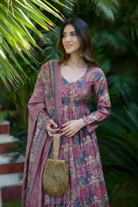 Beautiful Designer Women Kurti with Heavy Dupatta Kurti, Indian Kurti for Women, Pakistani Designer Kurti. - Product Image 2