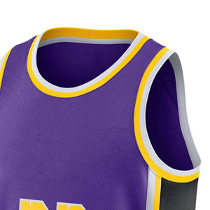 Nouveaux vêtements de basket-ball pour hommes Meilleurs uniformes de basket-ball Kit complet Design Sublimation Ensemble de maillots de basket-ball personnalisés - Product Image 3