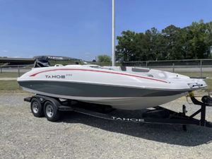 Embarcación de Recreo con Motor Fuera de Borda de 21 Pies, Modelo 2025, Alto Rendimiento, Remolque Marino Confiable, Personalizable para Uso Industrial, OEM, ODM, Garantía de 3 Años - Product Image 2