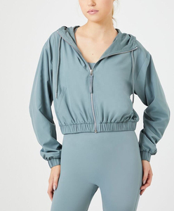 เสื้อคลุมออกกำลังกายผู้หญิงไซส์ใหญ่ แขนยาว ผ้าลูกไม้ ติดกระดุม ระบายอากาศได้ดี แบบครอป ซิปหน้า เหมาะสำหรับออกกำลังกาย วิ่ง โยคะ 2 ชิ้น - Product Image 1