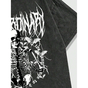 Surdimensionné hommes nouveau Style haute qualité hommes Vintage en détresse flocon de neige et gothique imprimé t-shirt et short ensemble - Product Image 5