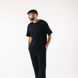 T-shirt surdimensionné noir de qualité supérieure pour hommes confortable décontracté écologique col rond Spandex coton minimaliste design élégant - Product Image 4