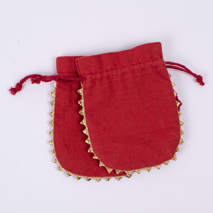 Pochette en velours à cordon personnalisable en gros, fabrication artisanale, rangement de bijoux, biodégradable, rouge indien, 3x4 pouces, Craftjaipur - Product Image 6