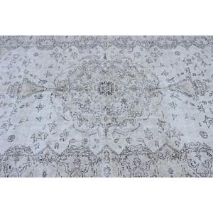 Tapis turc vintage, tapis de 5,6 x 9,2 pieds, tapis en laine blanc et noir à motifs - Product Image 5