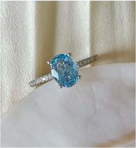 แหวนผู้หญิงทำด้วยมือด้วยพลอยสวิสสีฟ้าบุษราคัม925เงินแท้ทรงรีตัดเป็นของขวัญสำหรับงานเลี้ยงที่สมบูรณ์แบบ - Product Image 3