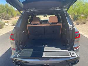 2024 X7 xDrive40i Turbo de 6 cilindros, tracción total, paquetes M Sport y Executive, sin modificar - Product Image 5