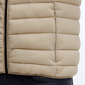 Logotipo personalizado Chalecos en blanco de invierno Unisex al aire libre Espesar Burbuja Abrigo Cremallera Bolsillo Sin mangas Chaqueta Puffer Chaleco Hombres Servicio OEM. - Product Image 6
