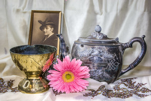 Bol de centre de fruits en relief en laiton antique moderne avec support de base en laiton de haute qualité bols de service polis personnalisés - Product Image 3