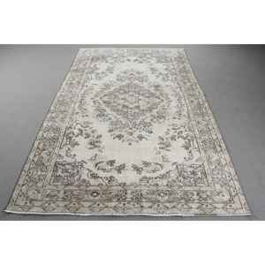 Alfombra de 5,4x8,5 pies, Alfombra Turca Vintage, Alfombra Marroquí Blanca - Product Image 1