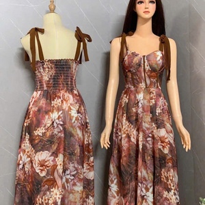 Robe longue d'été élégante pour femmes à manches courtes parfaitement alliant élégance, confort, décontracté et formel pour divers événements Maxi - Product Image 4
