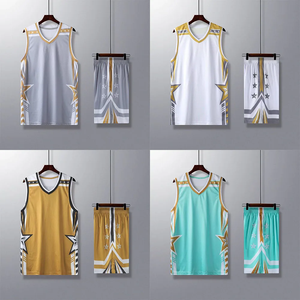 Ensemble de maillots de basket-ball réversibles à séchage rapide personnalisés en gros d'usine directe pour les clubs universitaires et les académies d'entraînement - Product Image 3