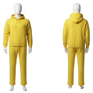Conjunto Deportivo de Felpa Amarillo para Hombre, Sudadera con Capucha y Pantalones Jogger Texturizados, Logotipo Personalizado, Venta al Por Mayor - Product Image 4