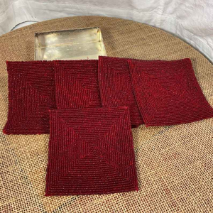 Posavasos con cuentas vintage con Caddy plateado: Deep Red Made in India - Product Image 3