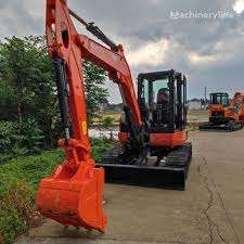 Miniexcavadora usada Kubota de 5 toneladas y 6 toneladas, excavadora sobre orugas Kubota usada, máquina excavadora kx165 de 1/2/2" - Product Image 3