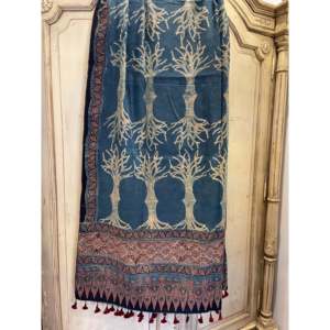 Handloomed Double Sided Quilted <b>Wool</b> and Silk Wrap Ajrakh Design Tree of Life/Sienna Geometric - Product Image 3