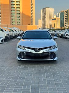 USATO 2023 Camry 2.5L Power-(299 CV) 4 cilindri 4X2 2 assi Alimentazione a benzina Trazione anteriore Trasmissione automatica Guida a sinistra - Product Image 2