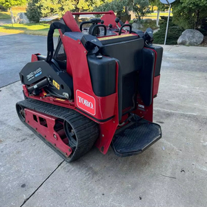 ENVÍO GRATUITO TORO DINGO TX1000 Mini Cargadora Compacta con Certificación EPA y CE, Cilindro Hidráulico Eaton, Motor Principal, Bomba, Caja de Cambios, Engranajes, PLC - Product Image 2
