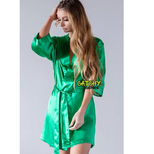 ชุดคลุมผ้าไหมซาตินสีม่วง พิมพ์ลายจุด ยาวคลุมเข่า ไซส์พลัส สไตล์วินเทจ พร้อมปักโลโก้ตามสั่ง ชุดนอนกิโมโนแบบกันหนาว - Product Image 4