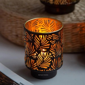 Incroyables bougeoirs votifs décoratifs en métal Décoration de table pour la maison et la fête de Noël Bougie ronde noire - Product Image 1