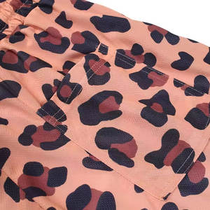 Nouveau short de basket-ball imprimé en sublimation de couleur unie Offre Spéciale de haute qualité short de basket-ball en maille de sport personnalisé - Product Image 4