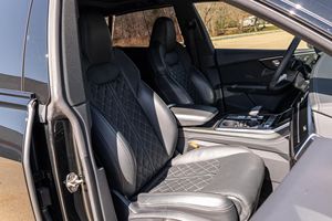 2022 SQ-8 Prestige Low Mileage Sound Engine R18 Tyre Automatic Transmission <b>Panoramic</b> Sunroof LED Headlights Ready to Ship - Product Image 5