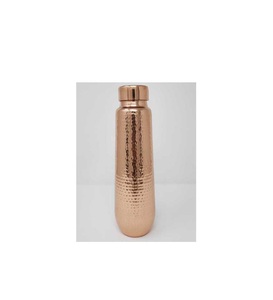 Bouteille en cuivre pur de qualité supérieure 100 %, nouvelle bouteille élégante pour boisson avec couvercle, idéale pour le bureau, l'hôtel, meilleure bouteille en cuivre, vente exceptionnelle - Product Image 2