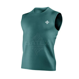 Uniforme d'équipe 7v7 unique fabriqué en usine, logo personnalisé imprimé, respirant, séchage rapide, 100% polyester, fabriqué au Pakistan - Product Image 3