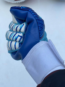 Meilleures ventes : Gants de gardien de but OEM pour hommes, respirants, antidérapants, extensibles, design personnalisable, prix usine, polyester/latex - Product Image 3