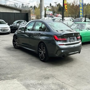 Compra de calidad BMW Serie 3 AWD 330i Drive 4dr Sedan bastante usado con volante a la izquierda y a la derecha al mejor precio disponible a la venta - Product Image 1