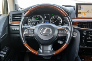 LISTO PARA CONDUCIR - USADO, VOLANTE A LA IZQUIERDA |   CONDUCCIÓN DERECHA |   LEXUS LX570 2017 - Product Image 4