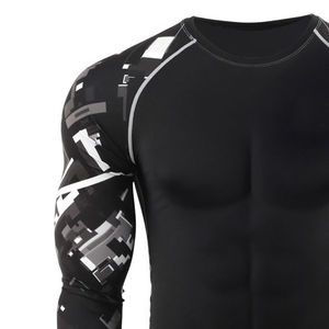 Offre Spéciale taille et couleur personnalisées entraînement hommes Rash Guard vente en gros à manches longues pour hommes Rash Guard avec toutes les tailles disponibles - Product Image 4