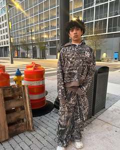 Alta calidad pesado Casual Baggy Light Streetwear Sudadera con capucha conjuntos lavado ácido Sun Fade bordado logotipo personalizado hombres chándal conjunto - Product Image 2