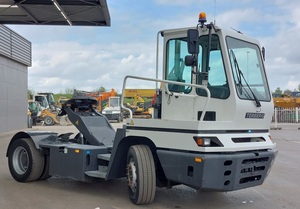 ACHETER aux enchères ! Tracteur d'occasion 2016 YT222Terminal BigAxle 4X2 HeavyDuty - Product Image 3