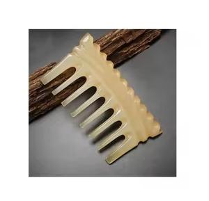 Peine para Cabello de Cuerno de Búfalo Natural Ecológico - Diseño Clásico y Moderno, Suave y Antiestático para Uso Doméstico - Product Image 4